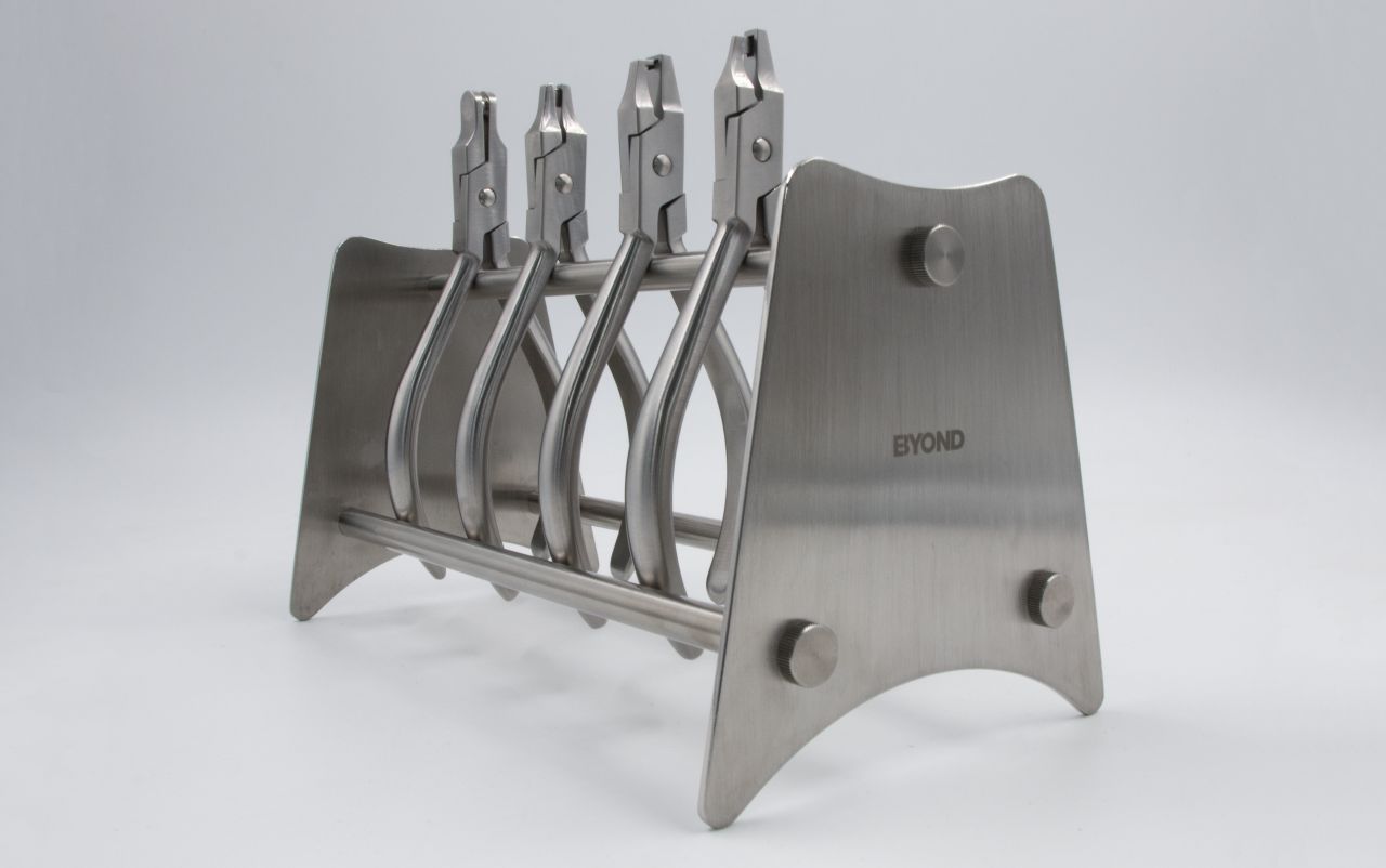 How To Use Dental Pliers